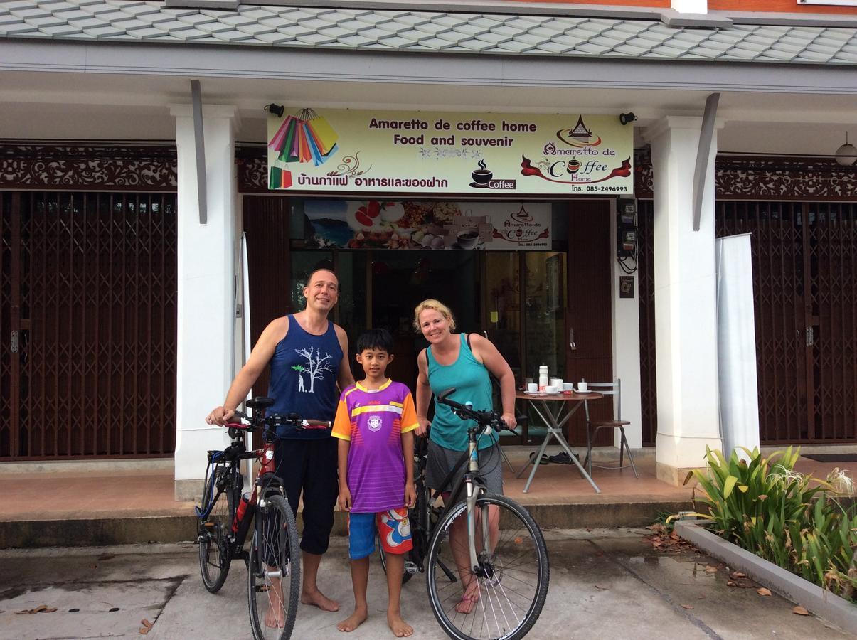 Amaretto Hostel Surat Thani Exterior foto