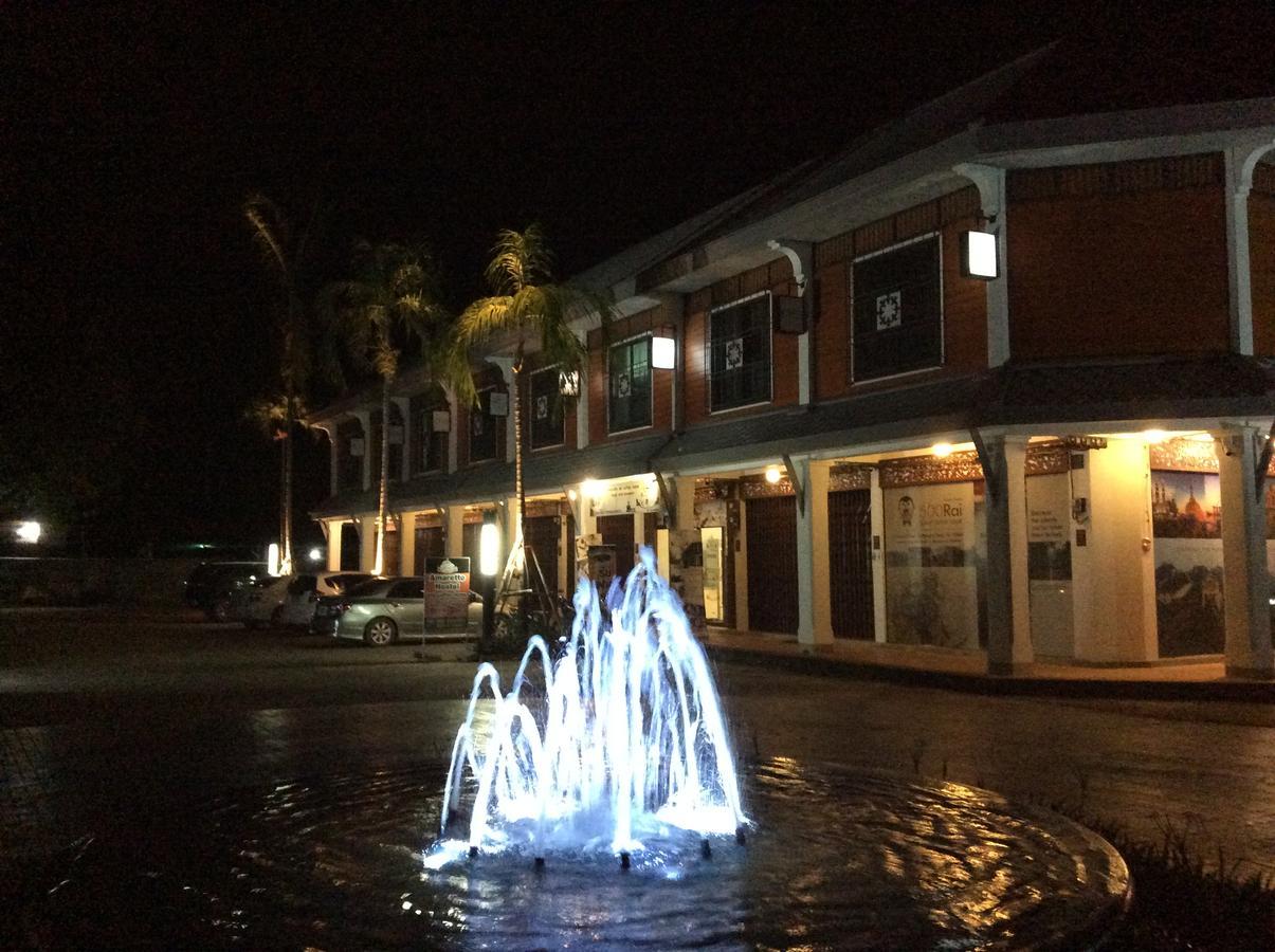 Amaretto Hostel Surat Thani Exterior foto