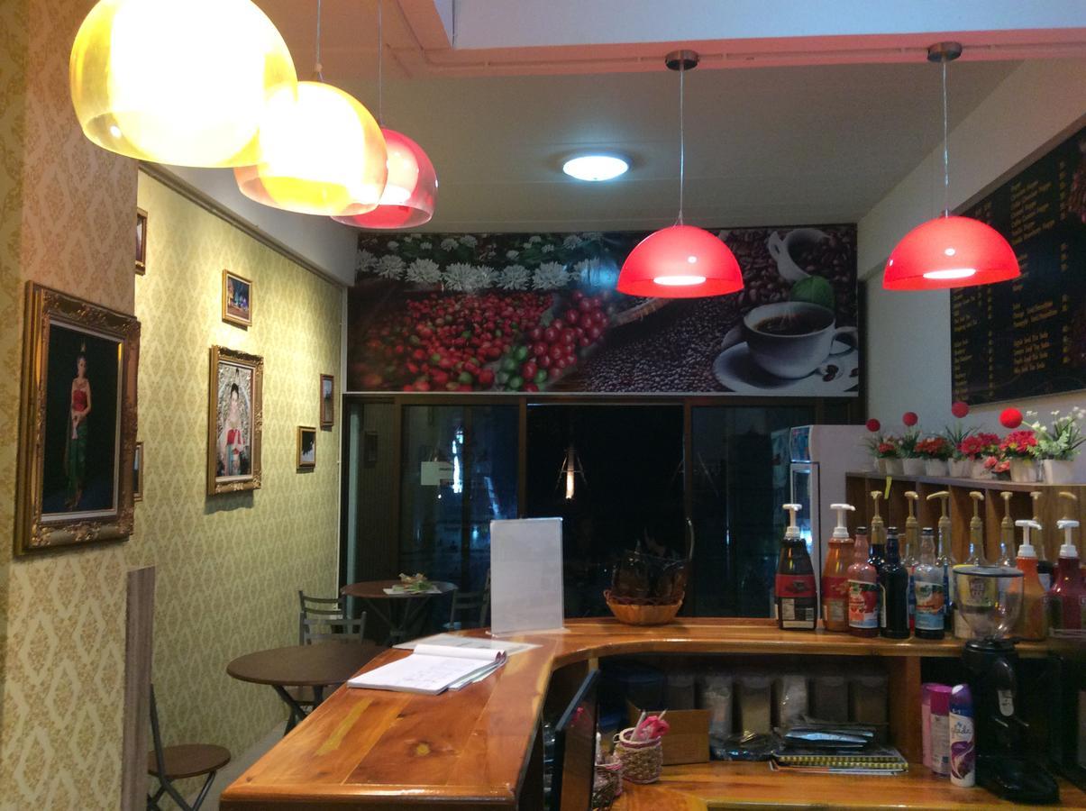 Amaretto Hostel Surat Thani Exterior foto